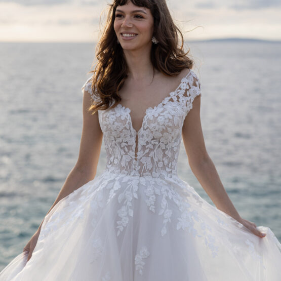 brautkleid-alinie-tuell-ivory