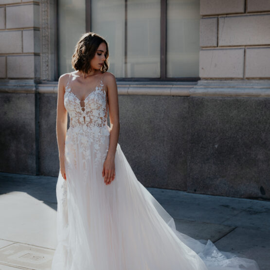 enzoani-alinie-ivory-brautkleid