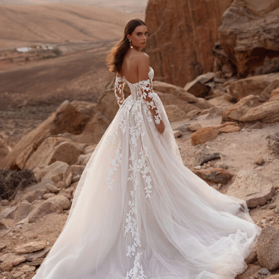 prinzessin-ivory-brautkleid-schleppe