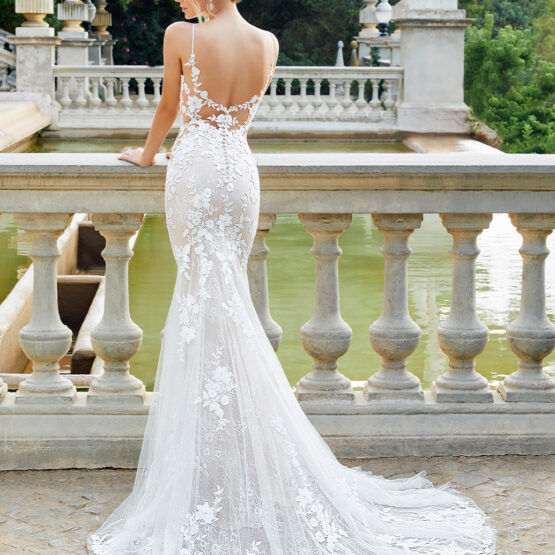 tuell-spitze-figurbetont-hochzeitskleid